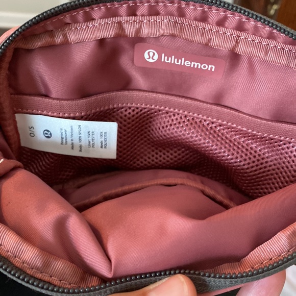Lululemon Belt Bag - Picture 3 of 3